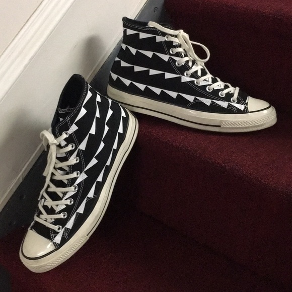 zig zag converse